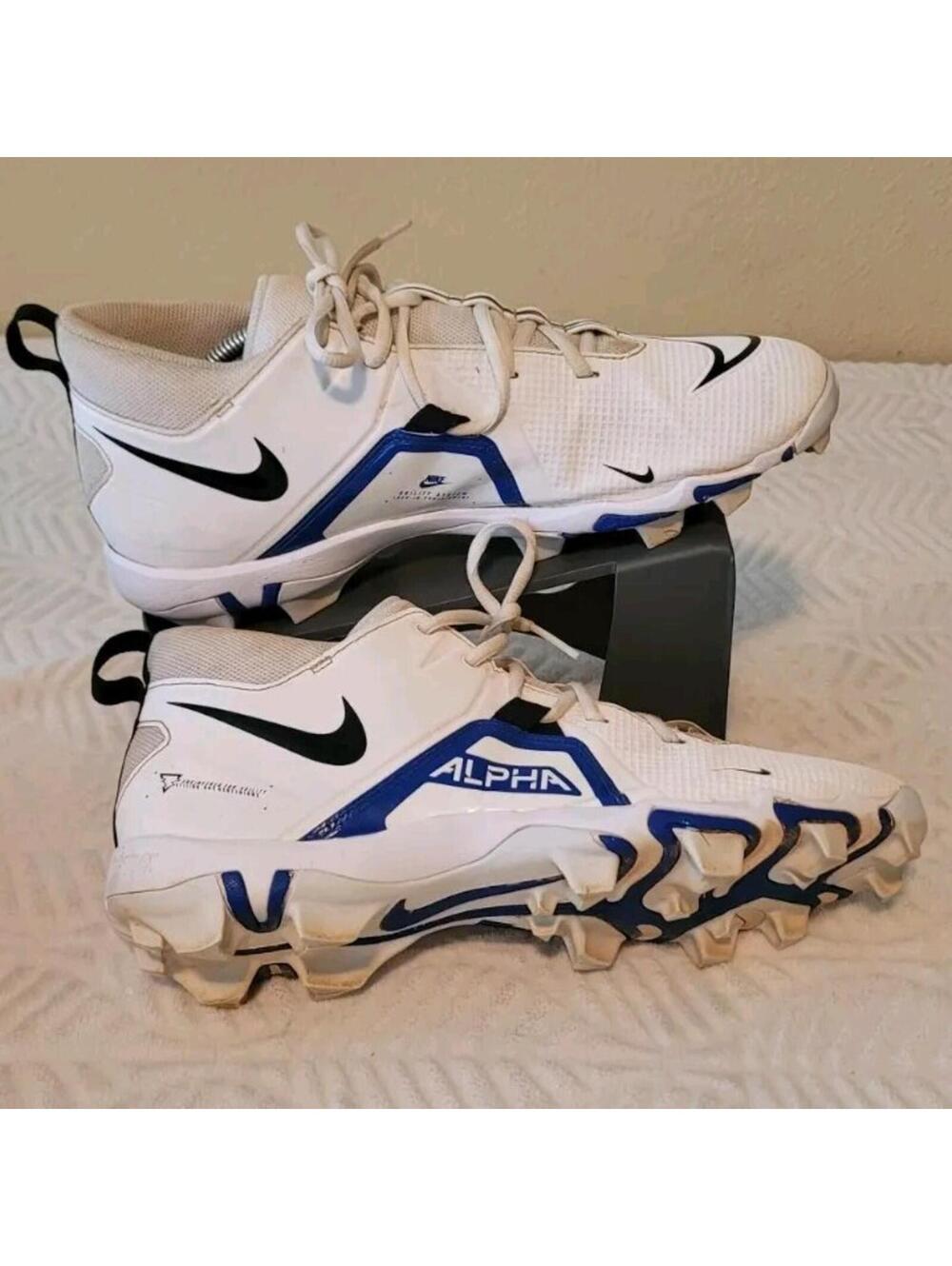 Nike Alpha Menace 3 Shark Football Cleat WHT/BLK CV0582-101 | Men's Size 11.